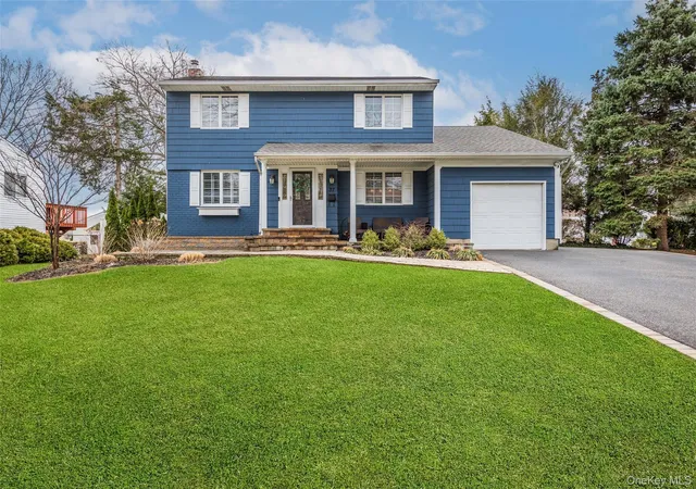 Photo 1 of Sale Pending at 37 Bethany Dr, Smithtown, NY 11725 | MLS# 1037230 | Listing updated on 2026-09-01