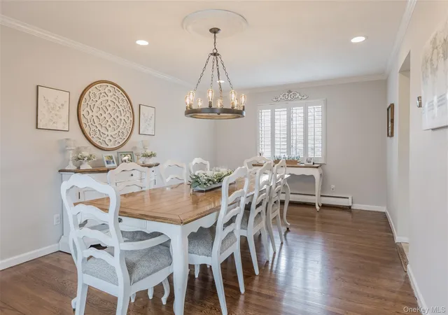 Photo 4 of Sale Pending at 37 Bethany Dr, Smithtown, NY 11725 | MLS# 1037230 | Listing updated on 2026-09-01