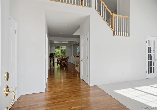 Photo 3 of Sale Pending at 48 Peachtree Ct, Brookhaven, NY 11742 | MLS# 1037232 | Listing updated on 2026-09-05