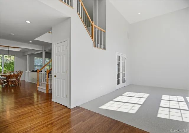 Photo 4 of Sale Pending at 48 Peachtree Ct, Brookhaven, NY 11742 | MLS# 1037232 | Listing updated on 2026-09-05