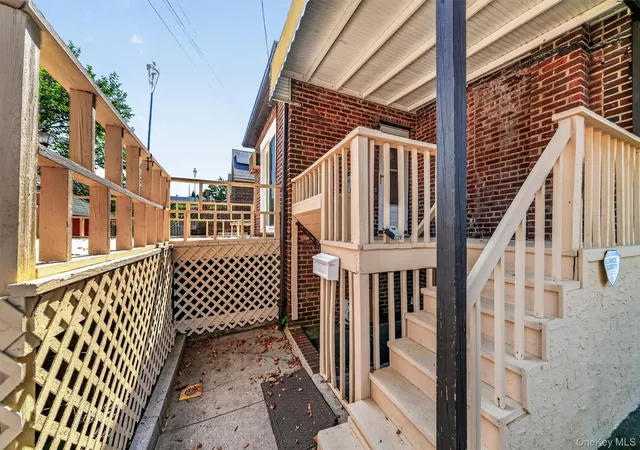 Photo 4 of Single family home for sale at 2400 Morgan Ave, New York, NY 10469 | MLS# 1037243 | Listing updated on 2026-10-09