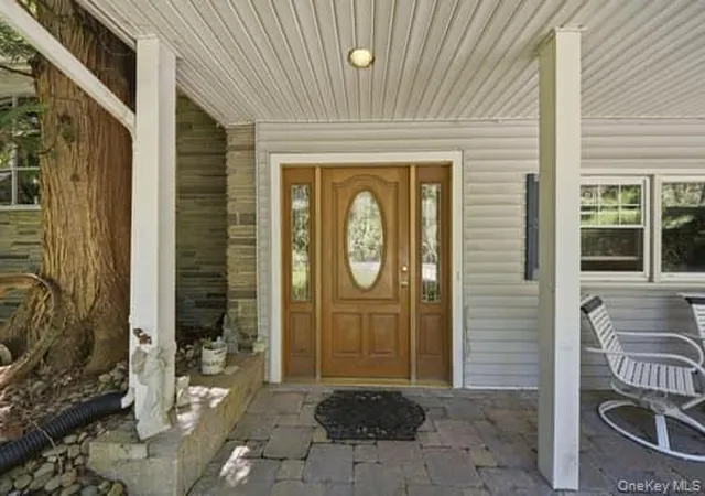 Photo 3 of Single family home for sale at 24 Van Dam Rd, Hyde Park, NY 12538 | MLS# 1037269 | Listing updated on 2026-10-10