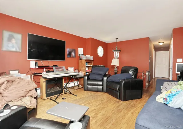 Photo 4 of Single family home for sale at 11 Phyllis Dr, Haverstraw, NY 10970 | MLS# 1037326 | Listing updated on 2026-08-19