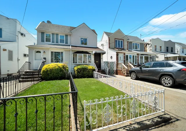 Photo 3 of Single family home for sale at 1646 E 36th Street, New York, NY 11234 | MLS# 1037335 | Listing updated on 2026-08-30