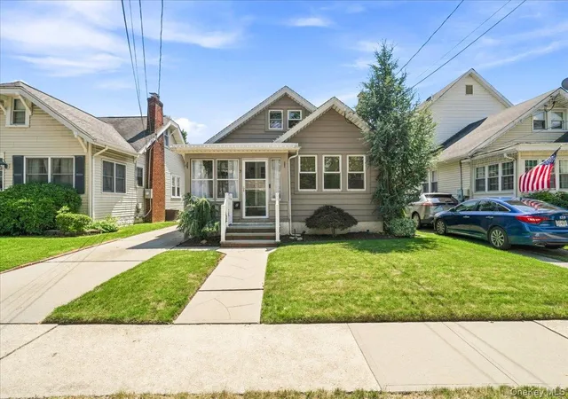Photo 1 of Sale Pending at 7 Lancaster St, Hempstead, NY 11563 | MLS# 1037369 | Listing updated on 2026-08-27