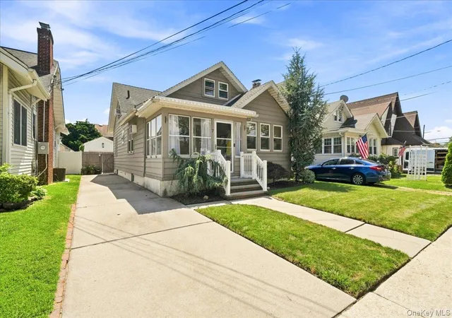 Photo 2 of Sale Pending at 7 Lancaster St, Hempstead, NY 11563 | MLS# 1037369 | Listing updated on 2026-08-27