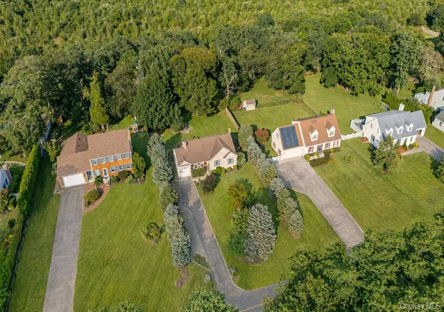 Photo 2 of Single family home for sale at 2200 Aldrich Ln, Southold, NY 11948 | MLS# 1037377 | Listing updated on 2026-10-07