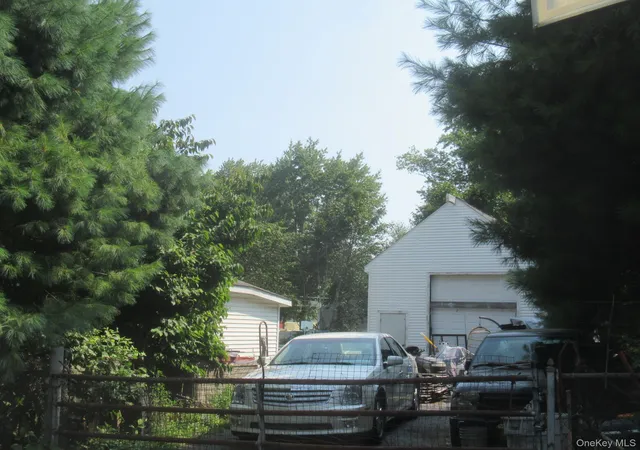 Photo 7 of Single family home for sale at 12 Lottie Rd, Kent, NY 10512 | MLS# 1037386 | Listing updated on 2026-08-13