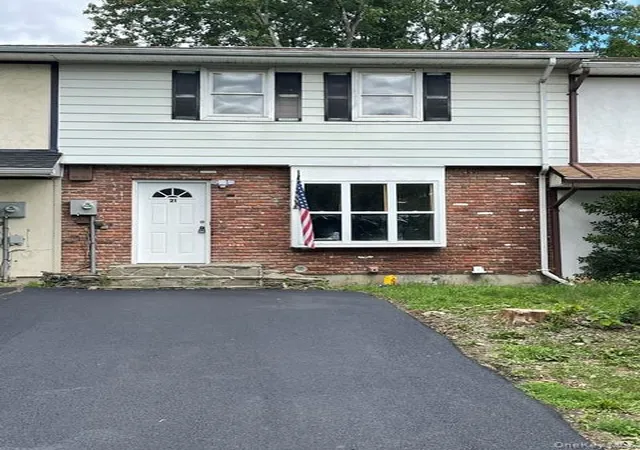31st image of 21 Black Stallion Ct, Middletown, NY 10940 | MLS# 1037400
