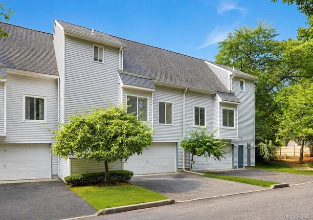 Photo 2 of Condo for sale at 3518 Gibbs Rd, Brookhaven, NY 11727 | MLS# 1037405 | Listing updated on 2026-09-20