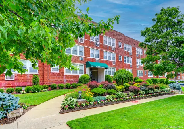 Photo 1 of Sale Pending at 101 2nd Street #B11, Hempstead, NY 11530 | MLS# 1037421 | Listing updated on 2026-09-25