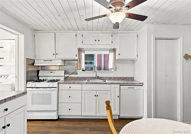 4th image of 15 Maple St, Newburgh (city), NY 12550 | MLS# 1037424