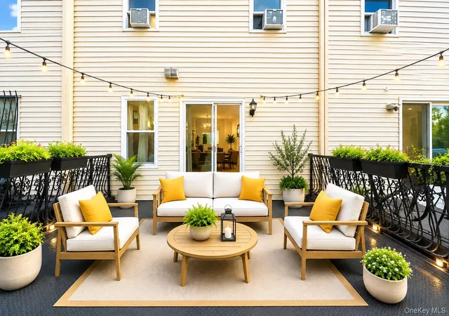 Listing Photo 5 - Condo for sale in building located at 2069 Cicero Ave, New York, NY 10473