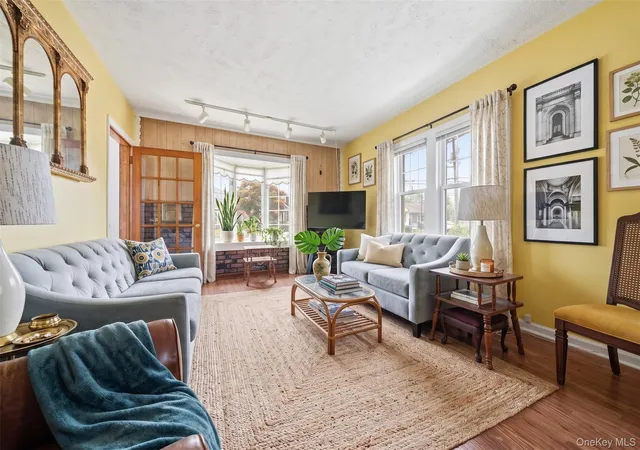 Photo 3 of Single family home for sale at 2320 Saratoga St, Hempstead, NY 11572 | MLS# 1037439 | Listing updated on 2026-08-29