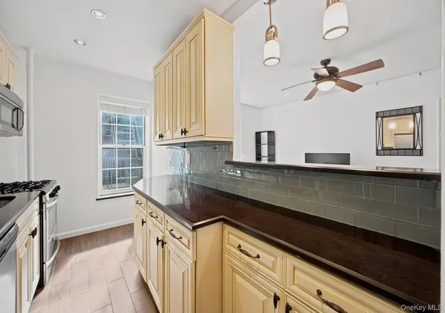 Photo 3 of House for sale at 51-34 30th Avenue #4P, New York, NY 11377 | MLS# 1037447 | Listing updated on 2026-10-01