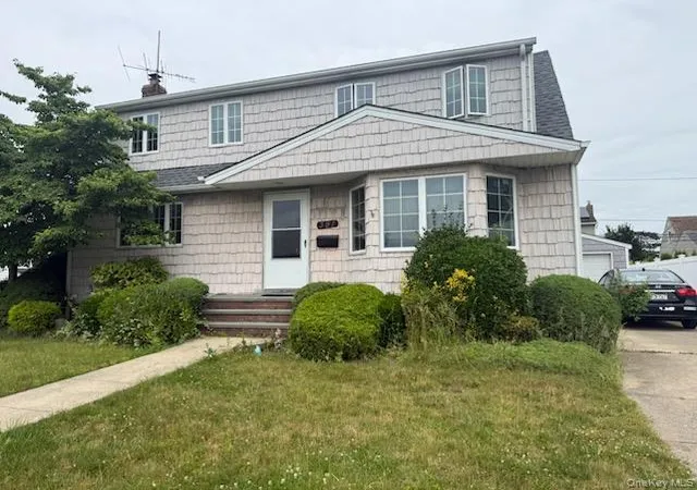 Photo 1 of Single family home for sale at 391 Ferris Rd, Hempstead, NY 11783 | MLS# 1037456 | Listing updated on 2026-08-30