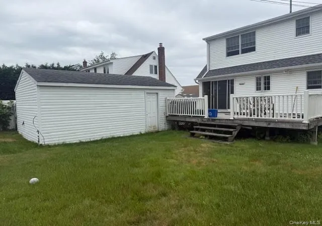 Photo 11 of Single family home for sale at 391 Ferris Rd, Hempstead, NY 11783 | MLS# 1037456 | Listing updated on 2026-08-30