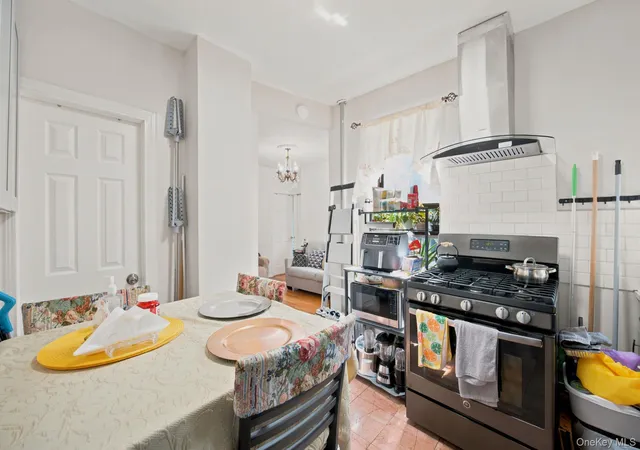 Photo 3 of Condo for sale at 350 S 4th Street #4F, New York, NY 11211 | MLS# 1037470 | Listing updated on 2026-08-25