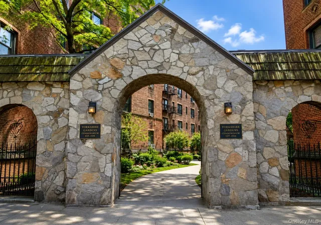 Photo 2 of Condo for sale at 4220 Kissena Blvd #ES 5TH-4, New York, NY 11355 | MLS# 1037471 | Listing updated on 2026-08-14