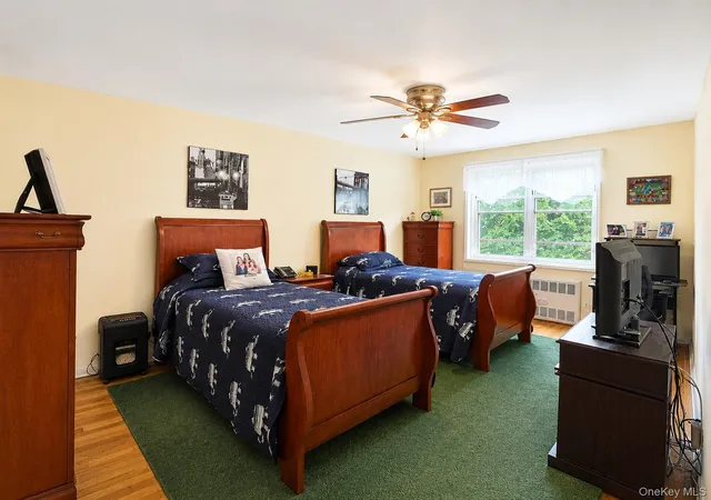 Listing Photo 5 - Condo for sale in building located at 76 Dehaven Dr, Yonkers, NY 10701 - Unit #2F