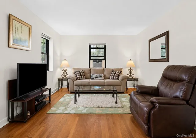 Photo 3 of House for sale at 5 Whitehall Rd #1L, Eastchester, NY 10709 | MLS# 1037479 | Listing updated on 2026-10-03