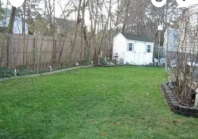 8th image of 5 Norway Pine Dr, Brookhaven, NY 11763 | MLS# 1037490