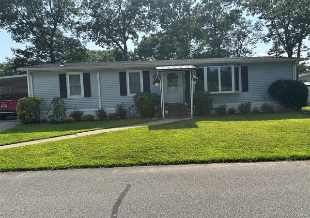 45th image of 1661 Old Country Rd #454, Riverhead, NY 11901 | MLS# 1037492