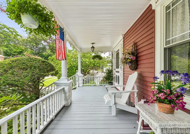 Photo 4 of Single family home for sale at 35 Lee Ave, Hempstead, NY 11570 | MLS# 1037496 | Listing updated on 2026-10-08