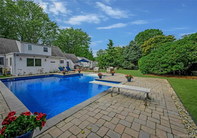 Photo 1 of Single family home for sale at 130 Tasker Ln, Southold, NY 11944 | MLS# 1037504 | Listing updated on 2026-08-20