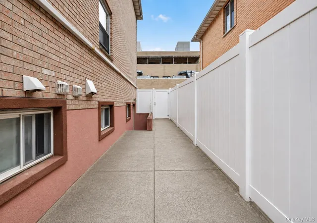 Listing Photo 5 - Condo for sale in building located at 4215 161st St, New York, NY 11358