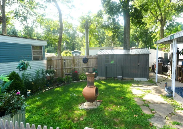 Photo 3 of Manufactured home for sale at 658 Sound Ave #E-6, Riverhead, NY 11933 | MLS# 1037578 | Listing updated on 2026-08-11