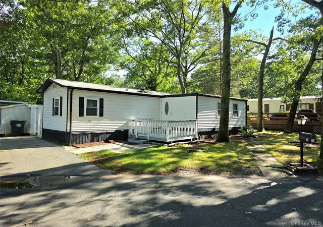 Photo 1 of Sale Pending at 525 Riverleigh Ave #111, Riverhead, NY 11901 | MLS# 1037579 | Listing updated on 2026-09-19