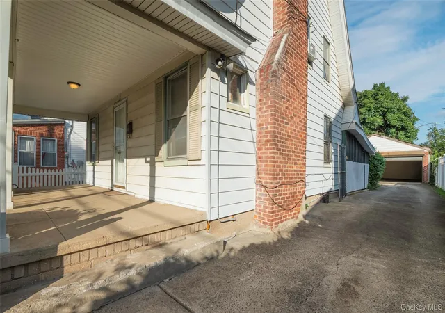 Photo 3 of Single family home for sale at 10515 220th Street, New York, NY 11429 | MLS# 1037599 | Listing updated on 2026-10-08