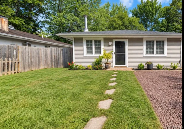 Photo 2 of Single family home for sale at 69 Mastic Blvd, Brookhaven, NY 11950 | MLS# 1037619 | Listing updated on 2026-09-28
