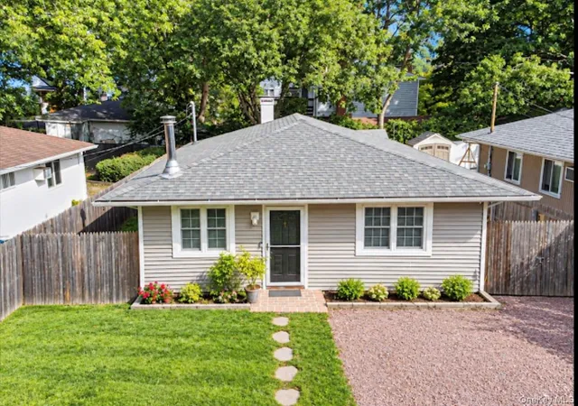 Photo 3 of Single family home for sale at 69 Mastic Blvd, Brookhaven, NY 11950 | MLS# 1037619 | Listing updated on 2026-09-28