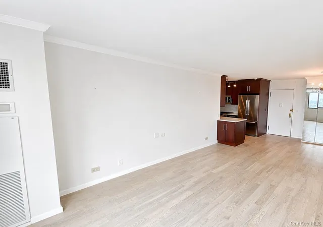 Photo 3 of Sale Pending at 26910 Grand Central Pkwy #31P, New York, NY 11005 | MLS# 1037625 | Listing updated on 2026-10-06