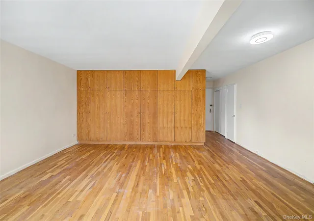 Photo 3 of Sale Pending at 22424 Union Turnpike #4-J, New York, NY 11364 | MLS# 1037628 | Listing updated on 2026-08-29