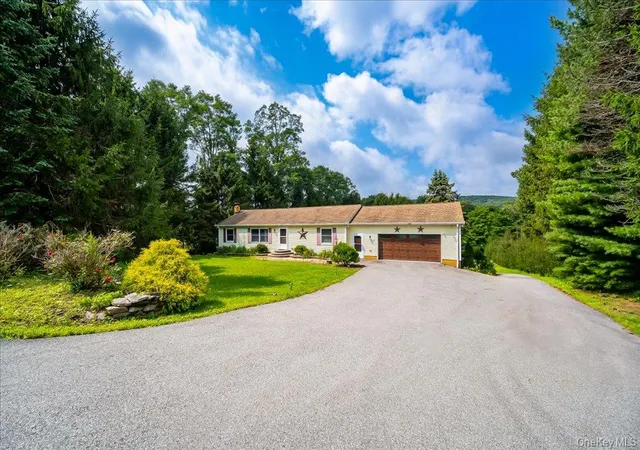 Photo 2 of Single family home for sale at 46 Harmony Hl Rd, Pawling, NY 12564 | MLS# 1037637 | Listing updated on 2026-09-08