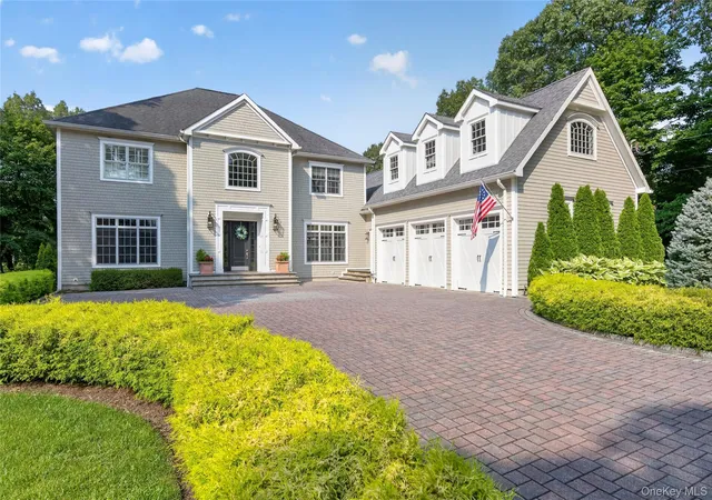 Single family home for sale at 15 Thorman Ln, Huntington, NY 11743 | MLS# 1037648