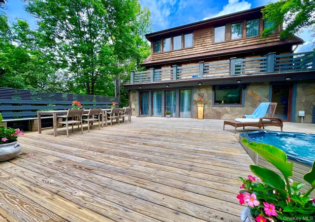 Photo 4 of Single family home for sale at 7857 Main St, Hunter, NY 12442 | MLS# 1037654 | Listing updated on 2026-08-12