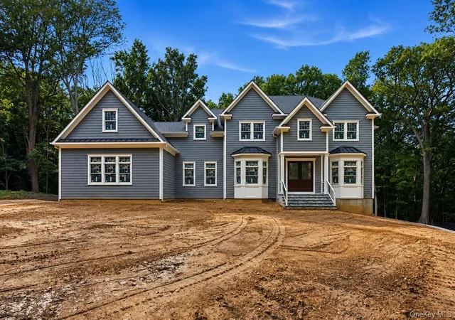 Photo 1 of Mansion for sale at 550 Moriches Rd, Smithtown, NY 11780 | MLS# 1037676 | Listing updated on 2026-09-02