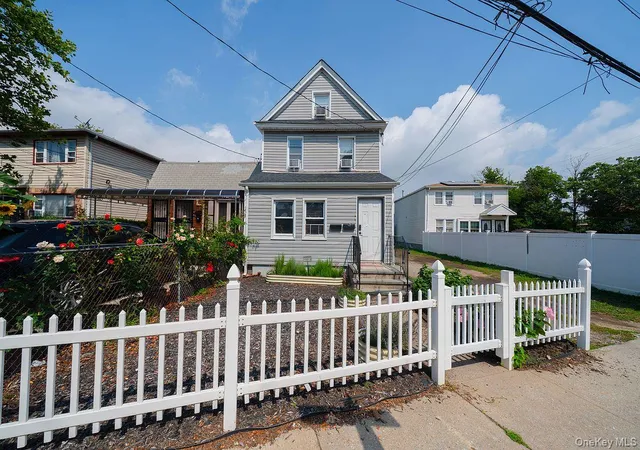 Photo 1 of Multi family home for sale at 15813 Linden Blvd, New York, NY 11434 | MLS# 1037682 | Listing updated on 2026-10-13