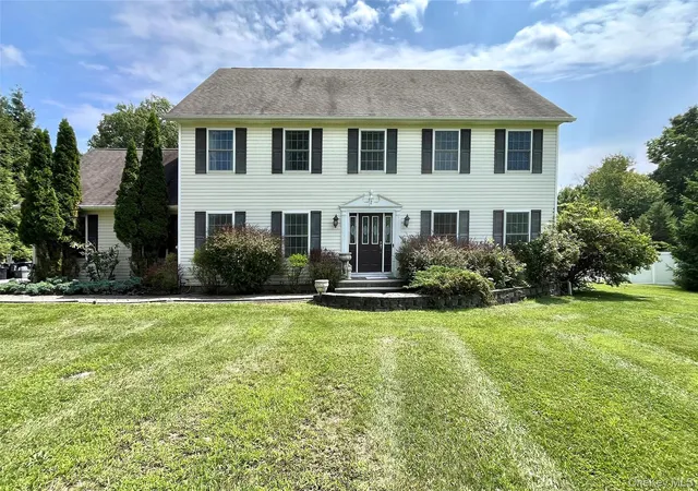 Photo 1 of Single family home for sale at 7 Frances Ln, Monroe, NY 10950 | MLS# 1037697 | Listing updated on 2026-08-27