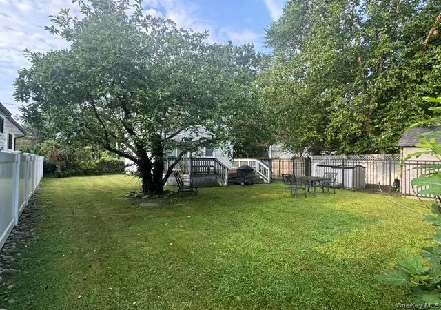 Photo 3 of Sale Pending at 105 Bayview Ave, North Hempstead, NY 11030 | MLS# 1037711 | Listing updated on 2026-08-25
