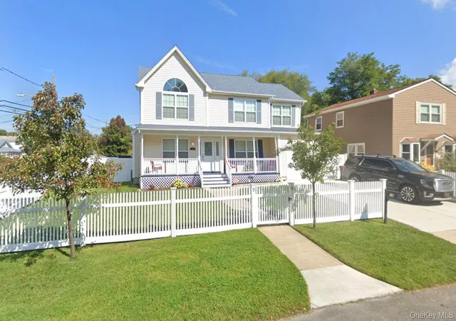 Photo 1 of Single family home for sale at 59 Southard Ave, Babylon, NY 11704 | MLS# 1037727 | Listing updated on 2026-09-13