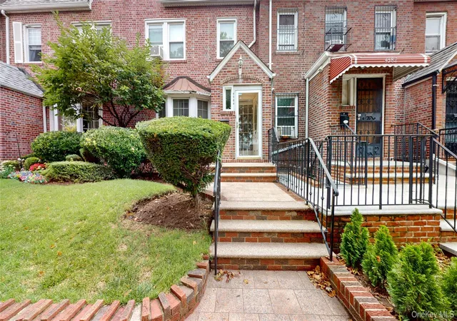 Photo 1 of Single family home for sale at 4584 Kings Hwy, New York, NY 11234 | MLS# 1037728 | Listing updated on 2026-09-01