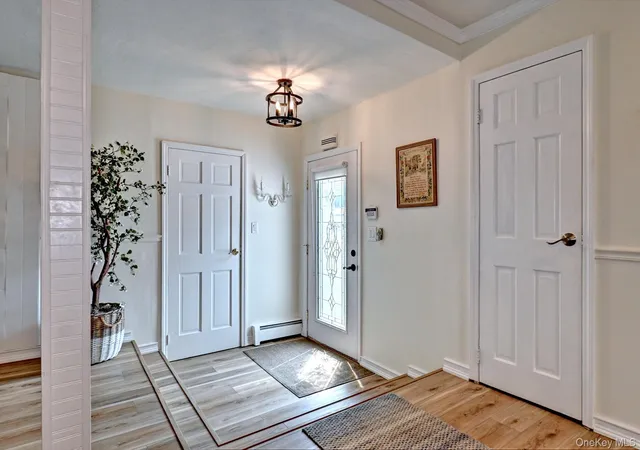Photo 3 of Single family home for sale at 116 Shenandoah Blvd N, Smithtown, NY 11767 | MLS# 1037737 | Listing updated on 2026-08-29