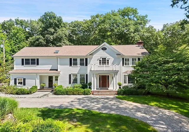 Photo 1 of Single family home for sale at 33 Peters Ln, Pound Ridge, NY 10576 | MLS# 1037750 | Listing updated on 2026-10-10