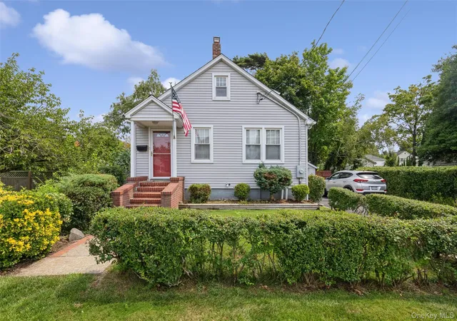 1st image of 27 Litchfield Ave, Babylon, NY 11702 | MLS# 1037760