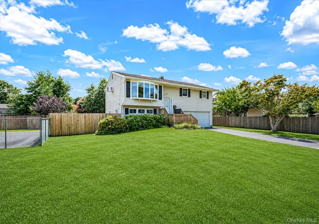 Photo 3 of Sale Pending at 104 Utica St, Islip, NY 11706 | MLS# 1037761 | Listing updated on 2026-09-18